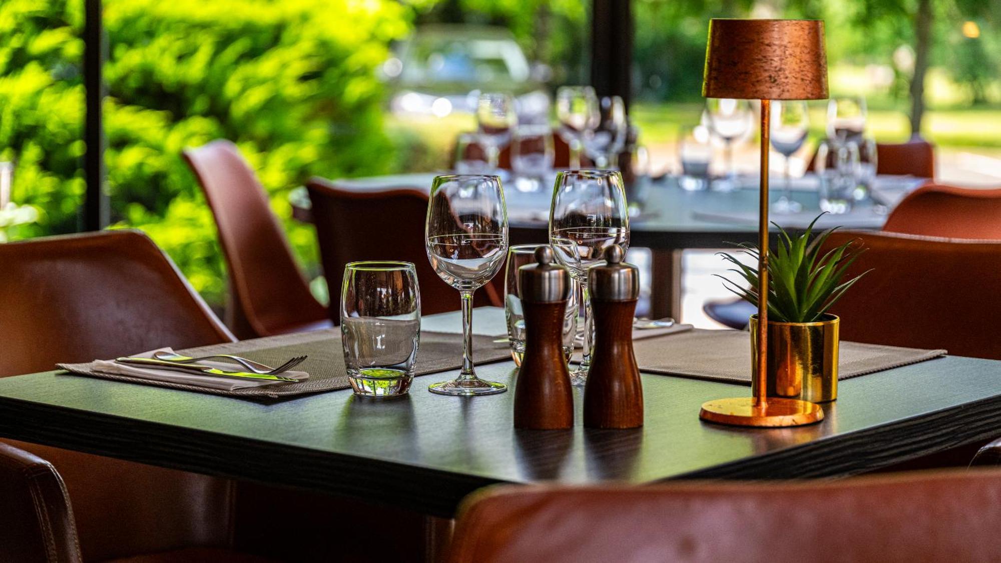 Logis Hostellerie D'Aussois Semur-en-Auxois Esterno foto