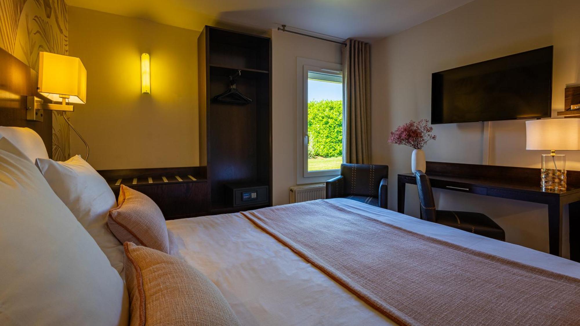 Logis Hostellerie D'Aussois Semur-en-Auxois Esterno foto