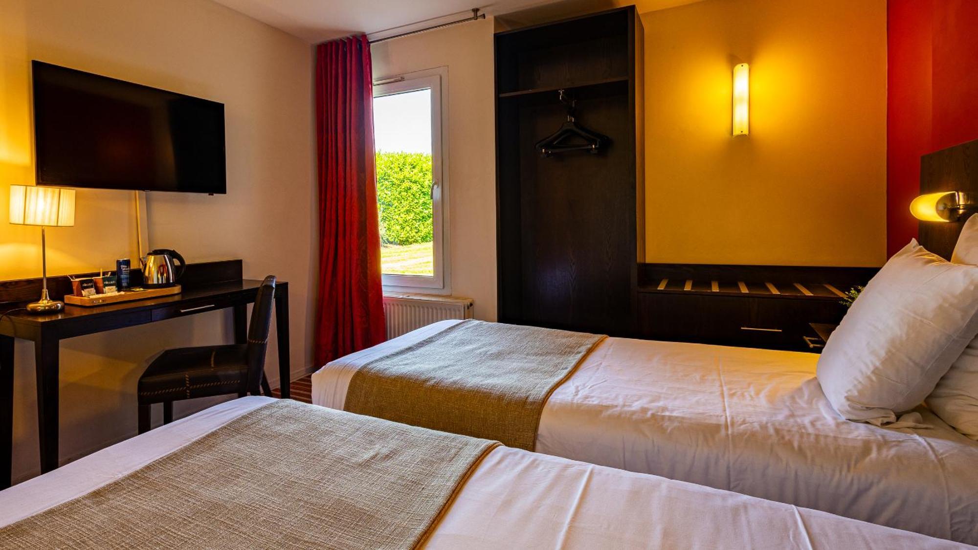 Logis Hostellerie D'Aussois Semur-en-Auxois Esterno foto